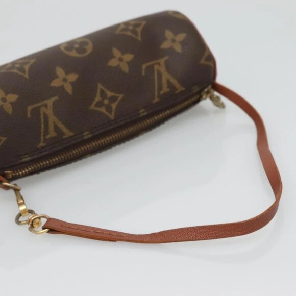 LOUIS VUITTON Monogram Papillon Pouch LV Auth - Picture 14 of 15